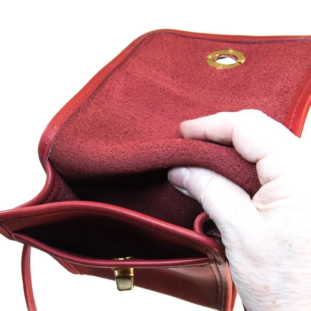 Coach Vintage Red Scooter Swing Pack (L5D 9893) - Picture 9 of 10